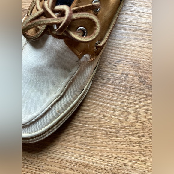 White Sperry’s - Picture 5 of 7